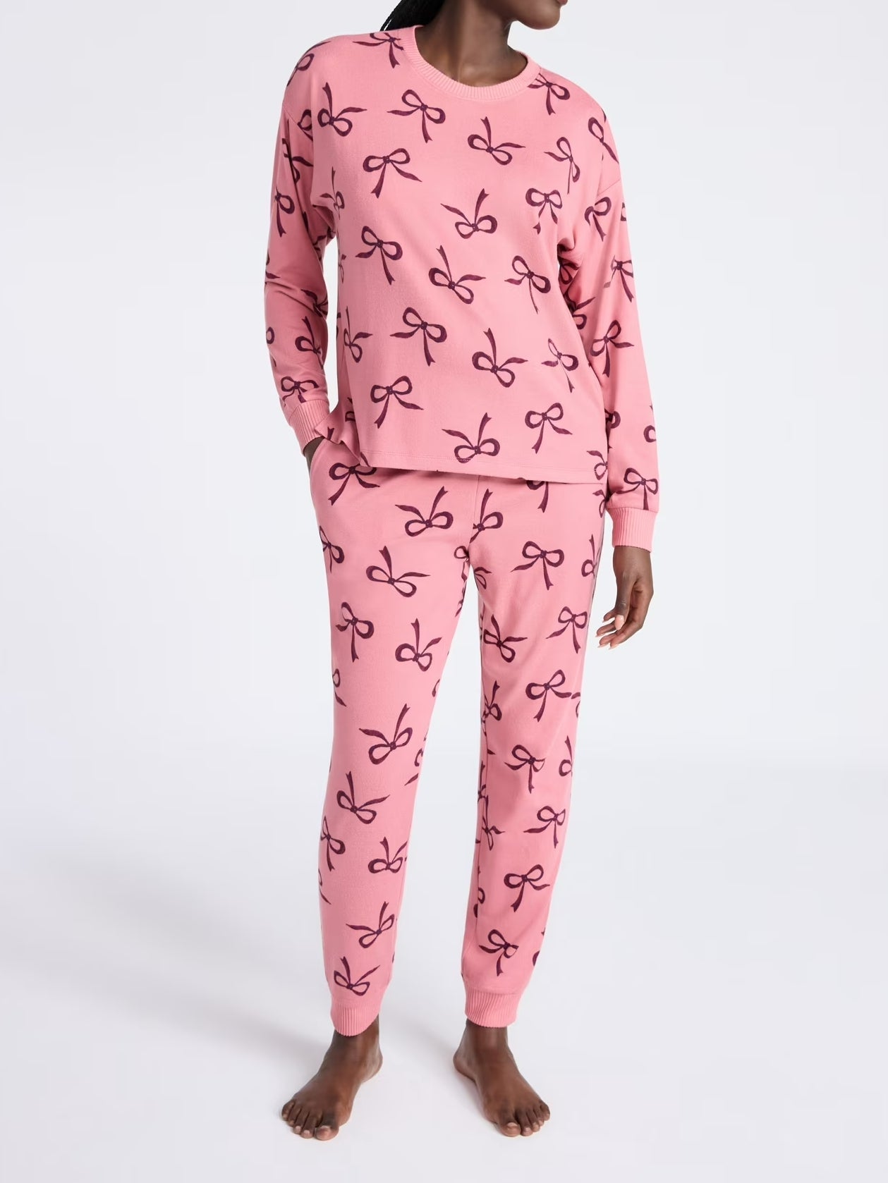 Knit Long Sleeve Top And Joggers Pajama Set