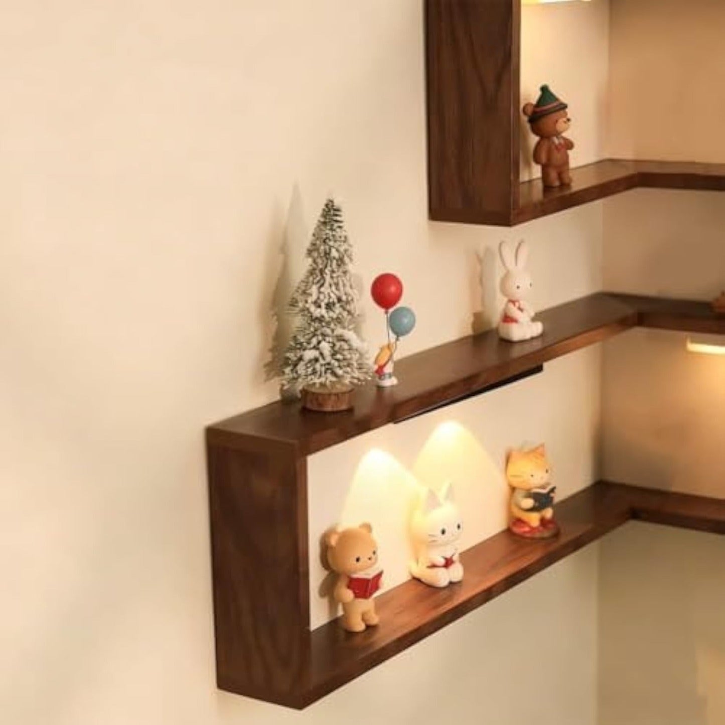 Smart Corner Shelves